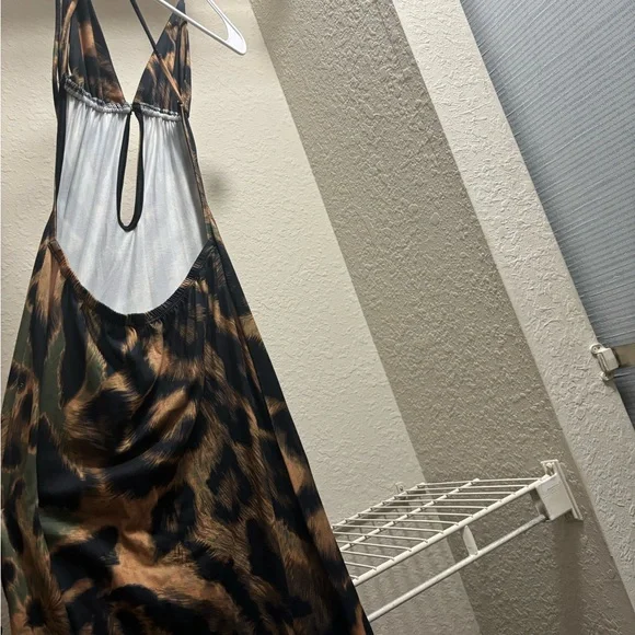 Fashion Nova Leopard Print Maxi Dress - Picture 5 of 5